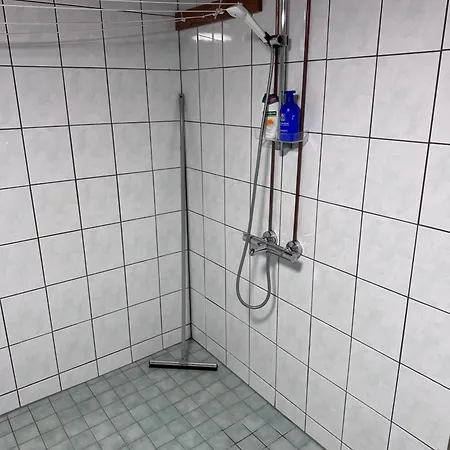 Arcticleaf, Private Parking, Sauna, Yard Villa