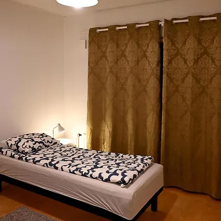 Arcticleaf, Private Parking, Sauna, Yard Villa