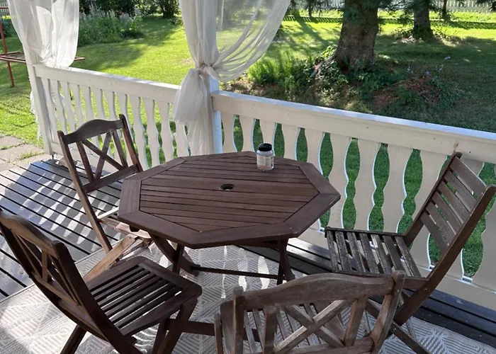 Lehti, Piha, Pysaekoeinti, Sauna Βίλα *