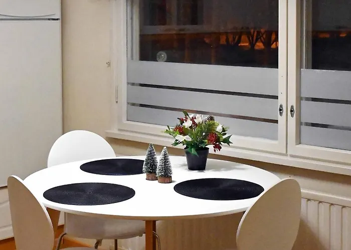 Lehti, Piha, Pysaekoeinti, Sauna Βίλα *