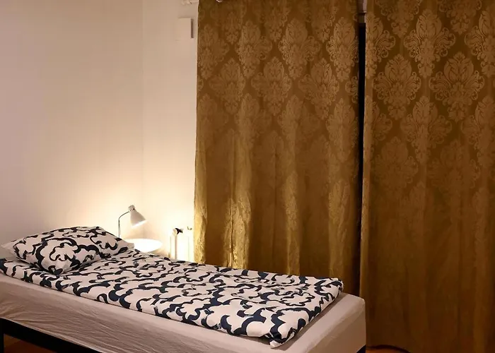 Lehti, Piha, Pysaekoeinti, Sauna Βίλα